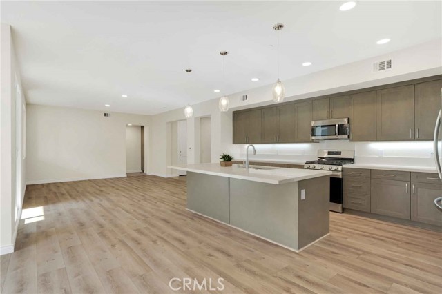 MLS #SR25235510 image #10