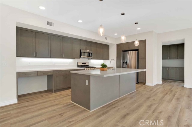 MLS #SR25235510 image #4