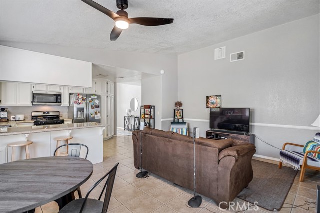 MLS #SR25235556 image #14