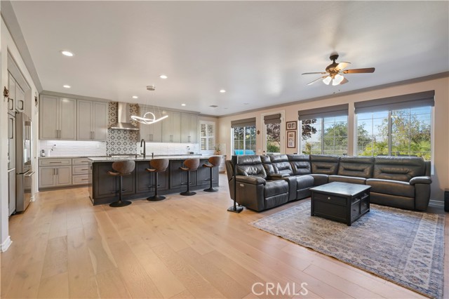 MLS #SR25235593 image #11