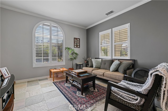 MLS #SR25235593 image #4