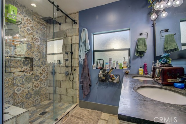 MLS #SR25235612 image #11