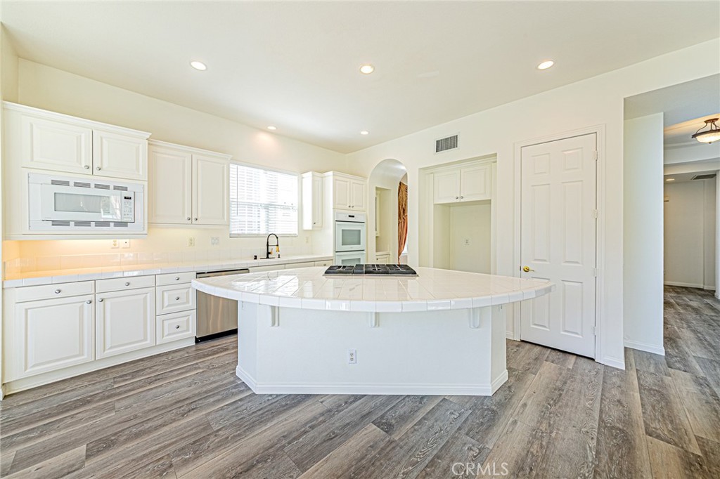 MLS #SR25235927 image #8