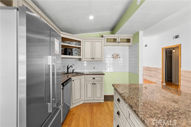 MLS #SR25235956 image #12