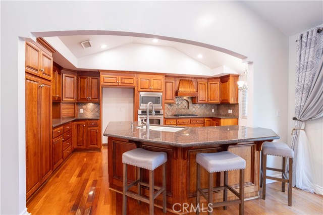 MLS #SR25236006 image #7