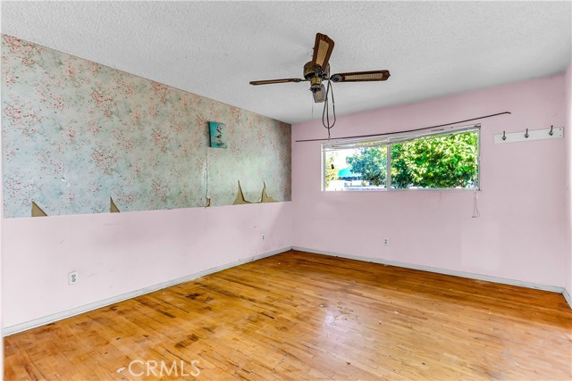 MLS #SR25236065 image #10