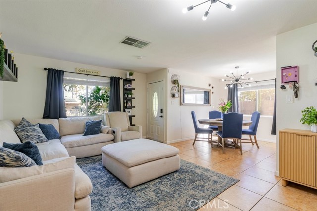 MLS #SR25236144 image #7