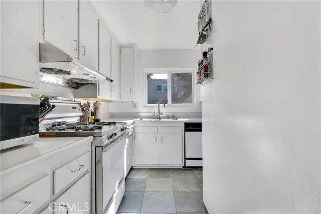 MLS #SR25236218 image #12