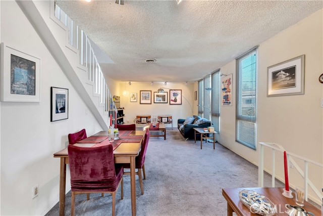 MLS #SR25236218 image #7