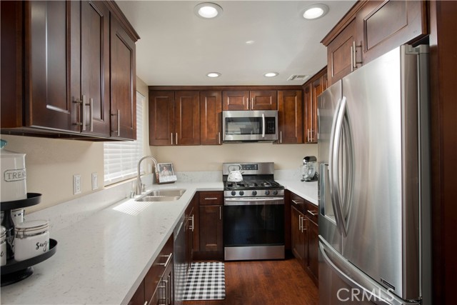 MLS #SR25236230 image #5