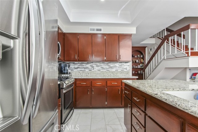 MLS #SR25236250 image #10