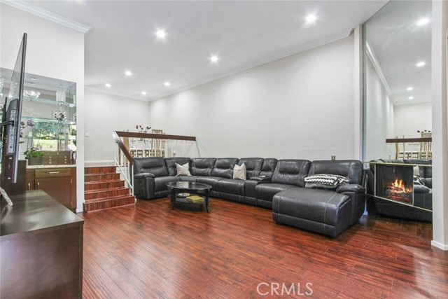 MLS #SR25236250 image #3