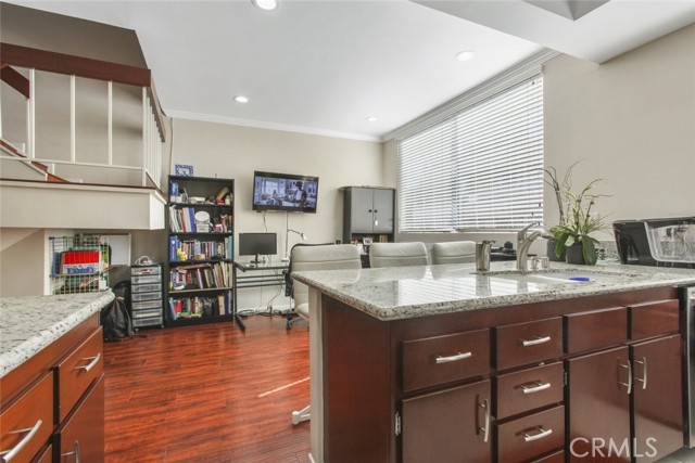 MLS #SR25236250 image #9