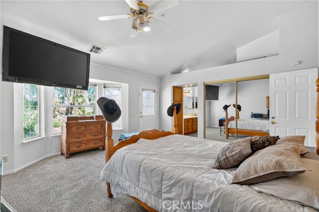 MLS #SR25236398 image #17