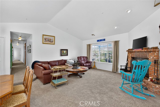 MLS #SR25236398 image #8