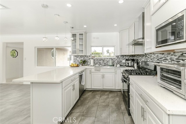 MLS #SR25236549 image #12