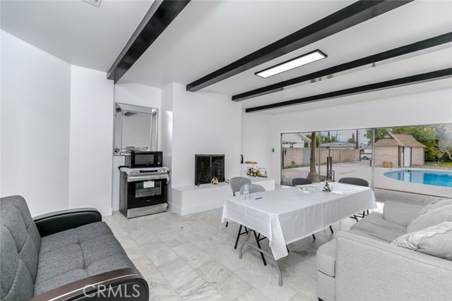 MLS #SR25236549 image #6