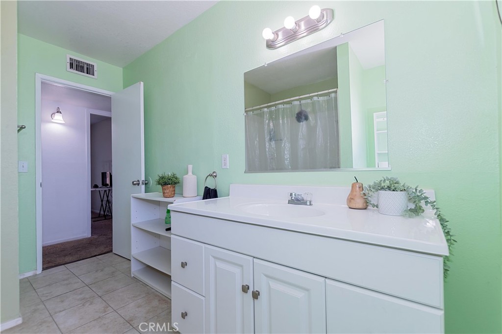 MLS #SR25236708 image #11