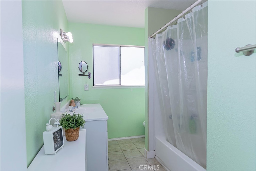 MLS #SR25236708 image #12