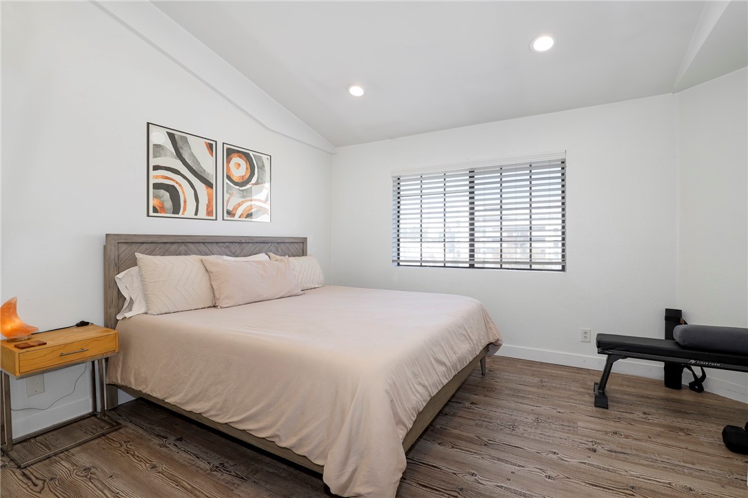 MLS #SR25236744 image #13