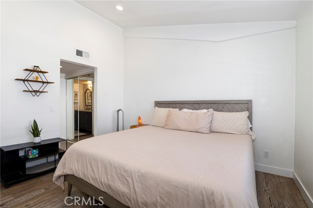 MLS #SR25236744 image #14