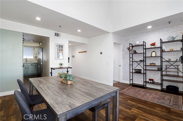 MLS #SR25236744 image #8