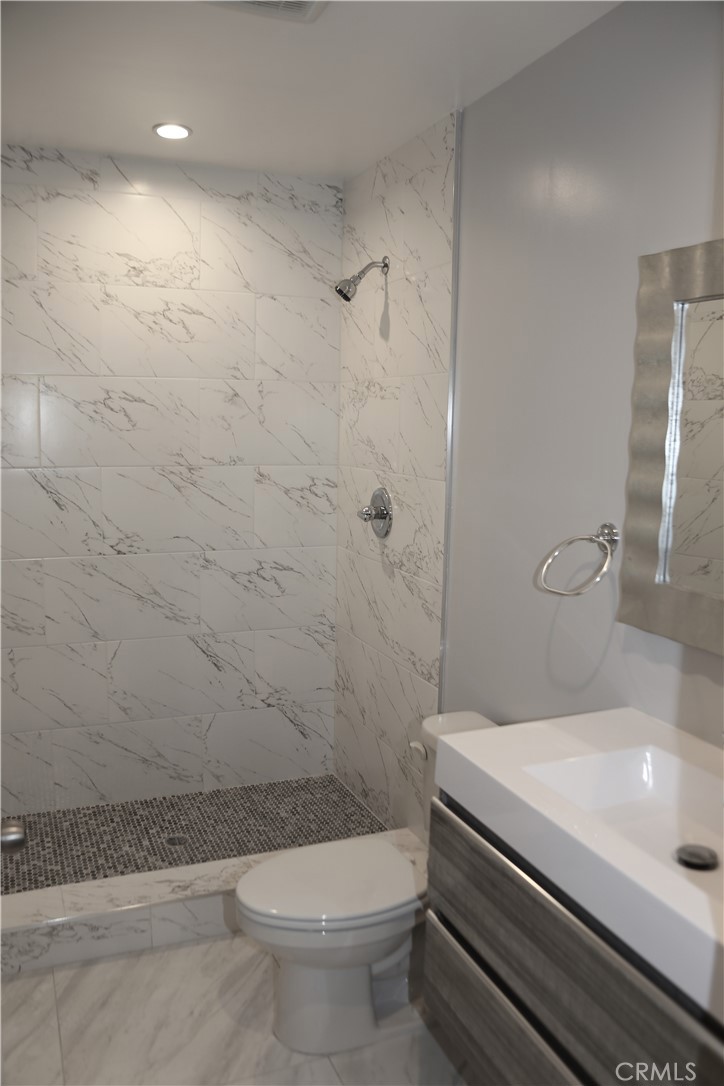 MLS #SR25236895 image #9