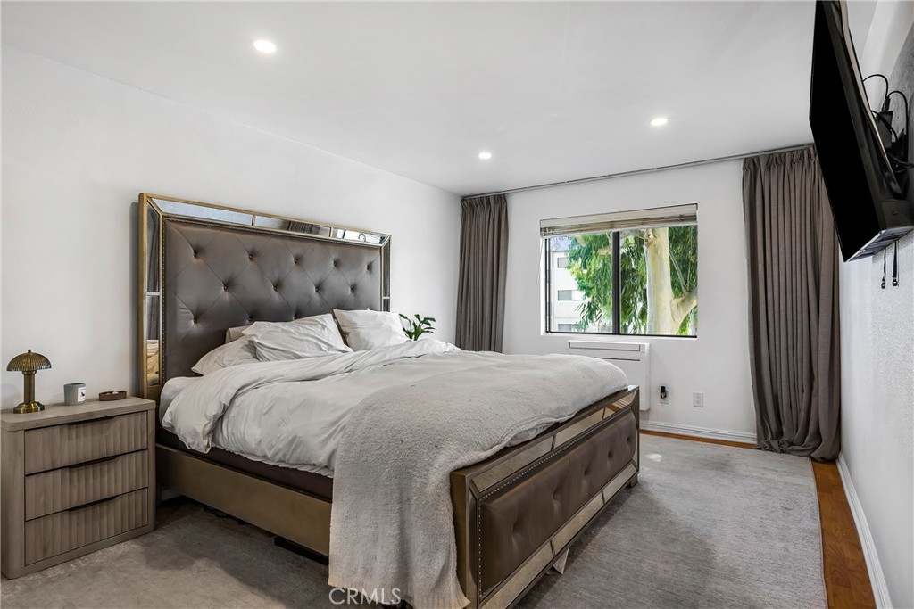 MLS #SR25236936 image #7