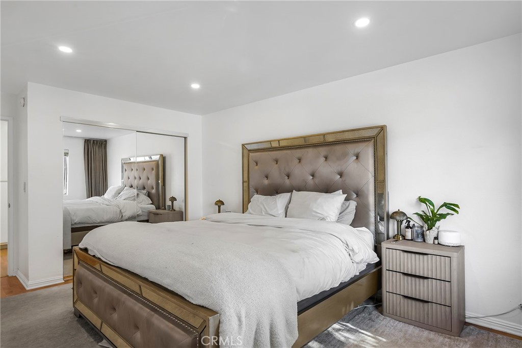 MLS #SR25236936 image #8