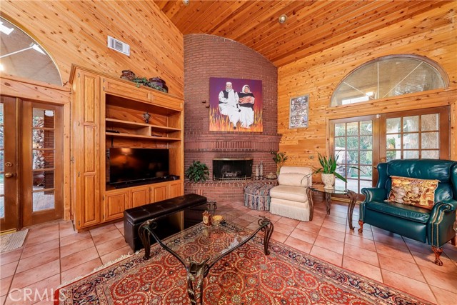 MLS #SR25236958 image #10