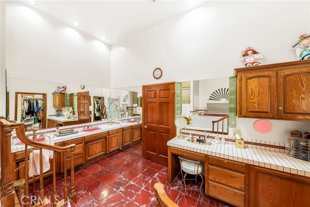 MLS #SR25236958 image #14