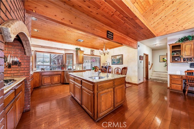 MLS #SR25236958 image #6