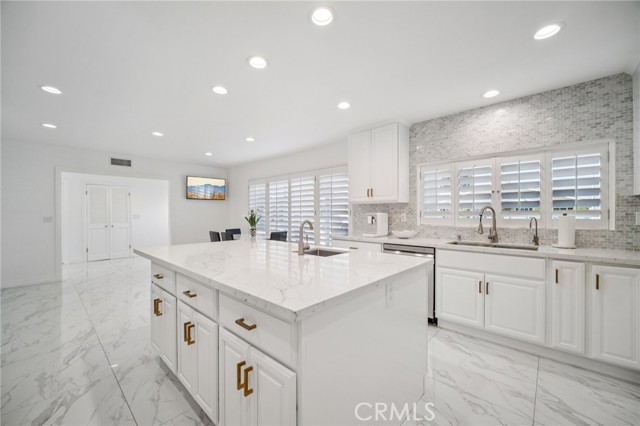 MLS #SR25237052 image #16