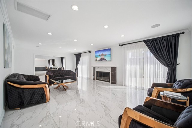 MLS #SR25237052 image #17