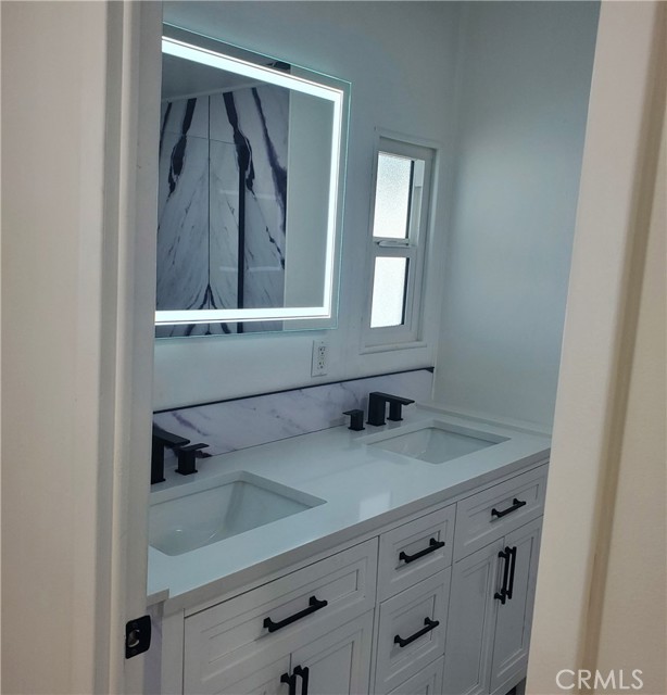 MLS #SR25237089 image #12