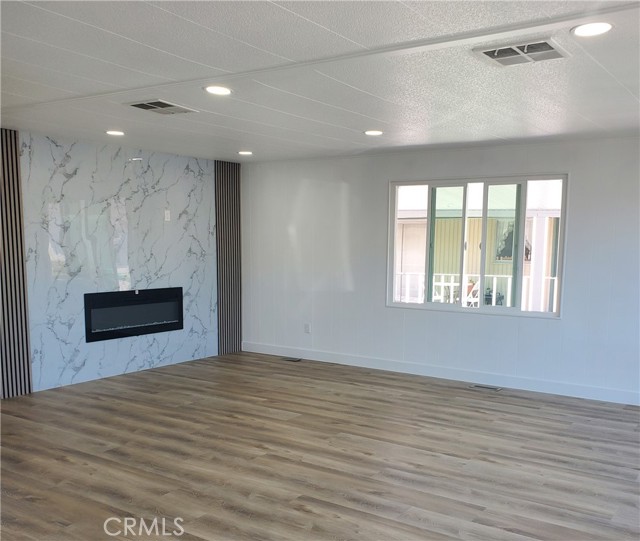 MLS #SR25237089 image #4