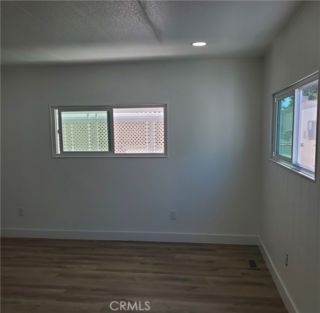 MLS #SR25237089 image #8