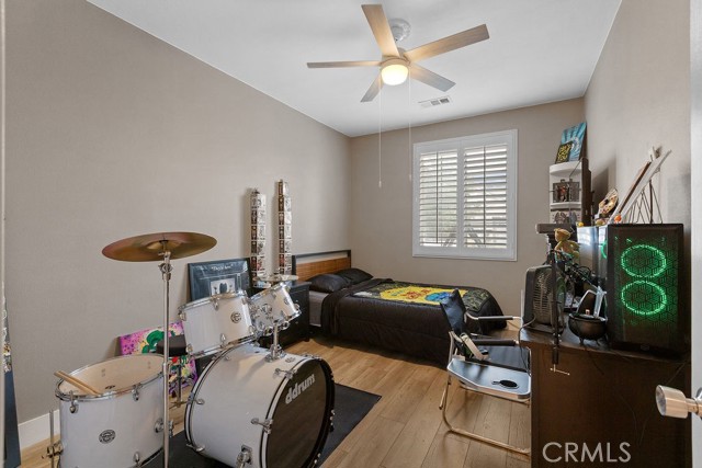MLS #SR25237108 image #16