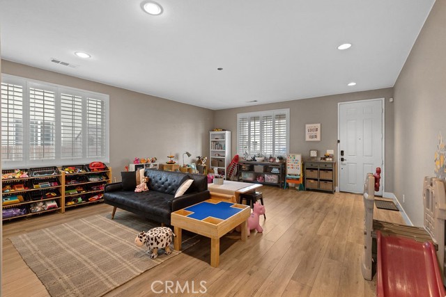 MLS #SR25237108 image #5