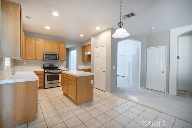 MLS #SR25237098 image #5