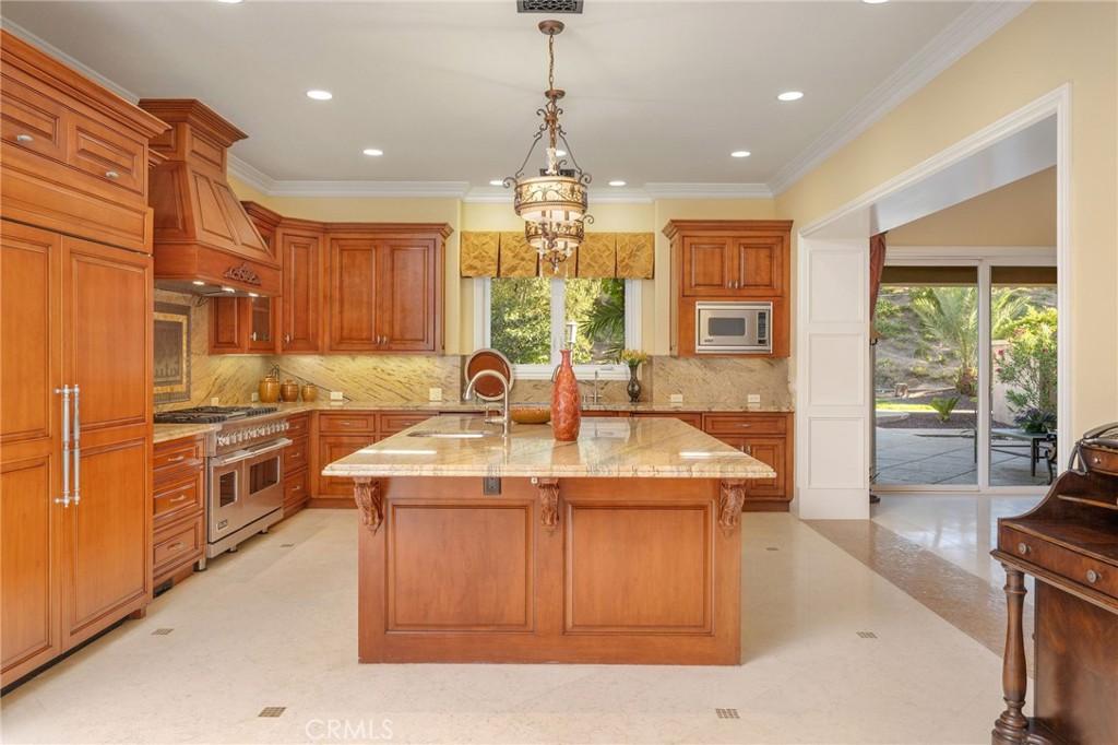 MLS #SR25237157 image #10