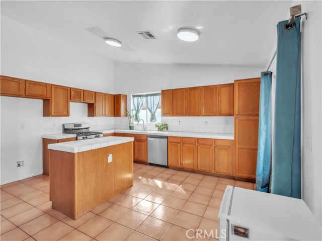 MLS #SR25237194 image #11