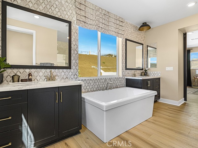 MLS #SR25237403 image #18