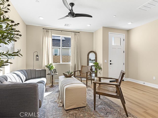 MLS #SR25237403 image #5