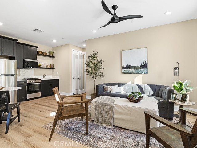 MLS #SR25237403 image #6