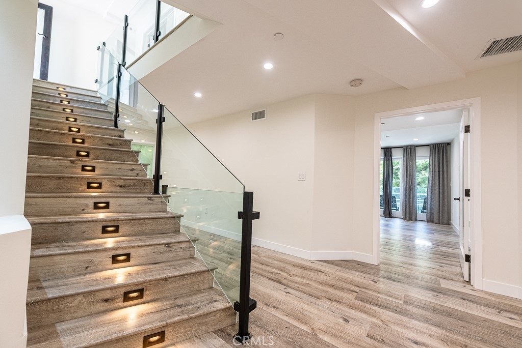 MLS #SR25237446 image #23