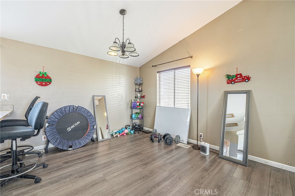 MLS #SR25237551 image #11