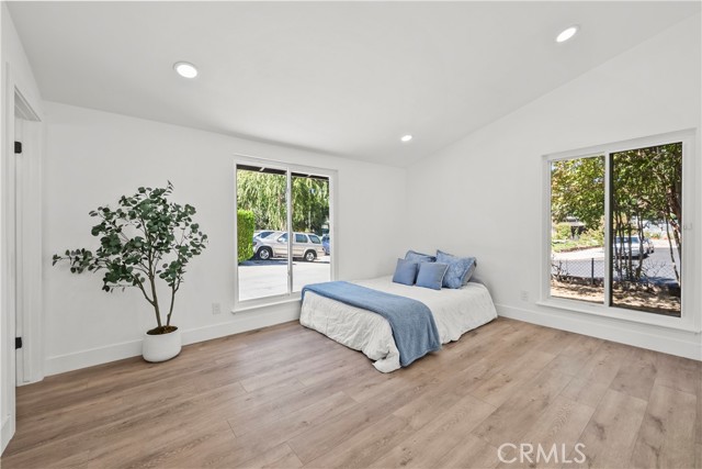 MLS #SR25237584 image #12