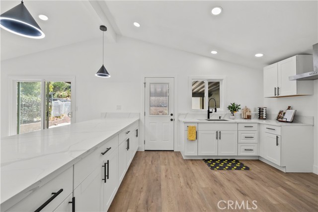 MLS #SR25237584 image #17