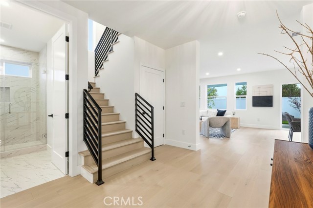 MLS #SR25237589 image #12